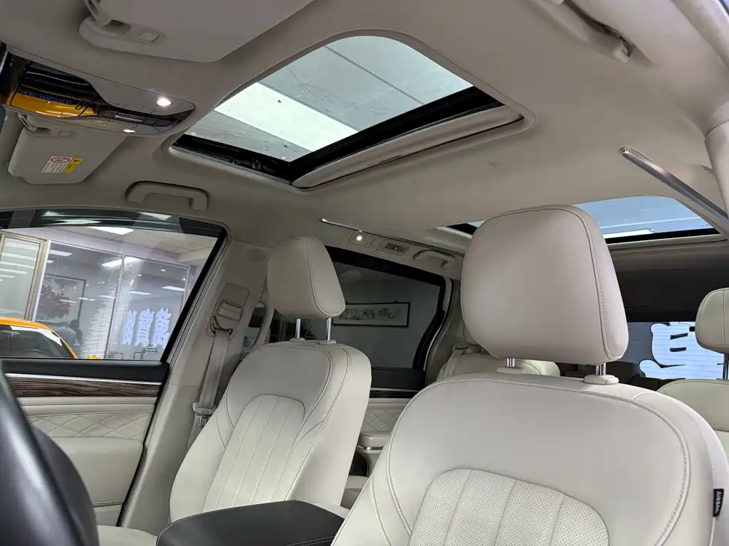 GAC Motor Trumpchi M8 — фото 17