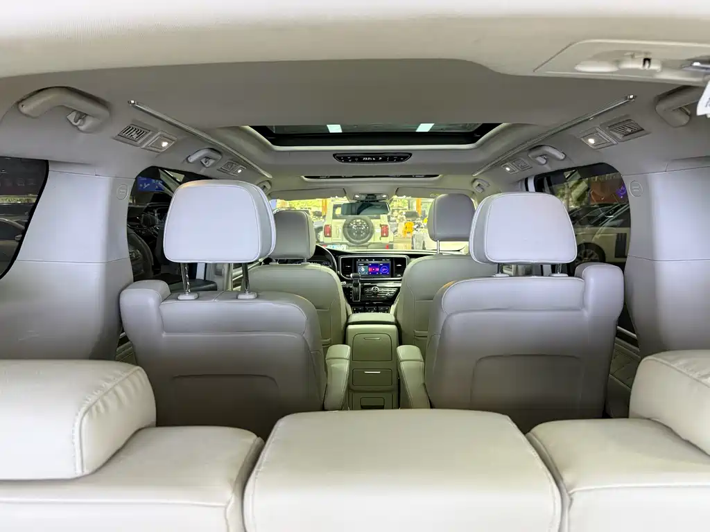 GAC Motor Trumpchi M8 — фото 19