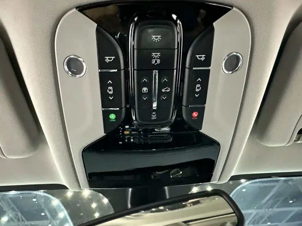 GAC Motor Trumpchi M8 — фото 13