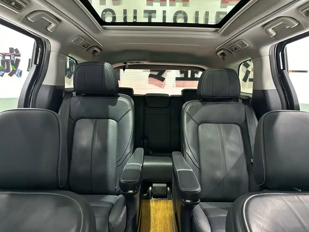 GAC Motor Trumpchi M8 — фото 14