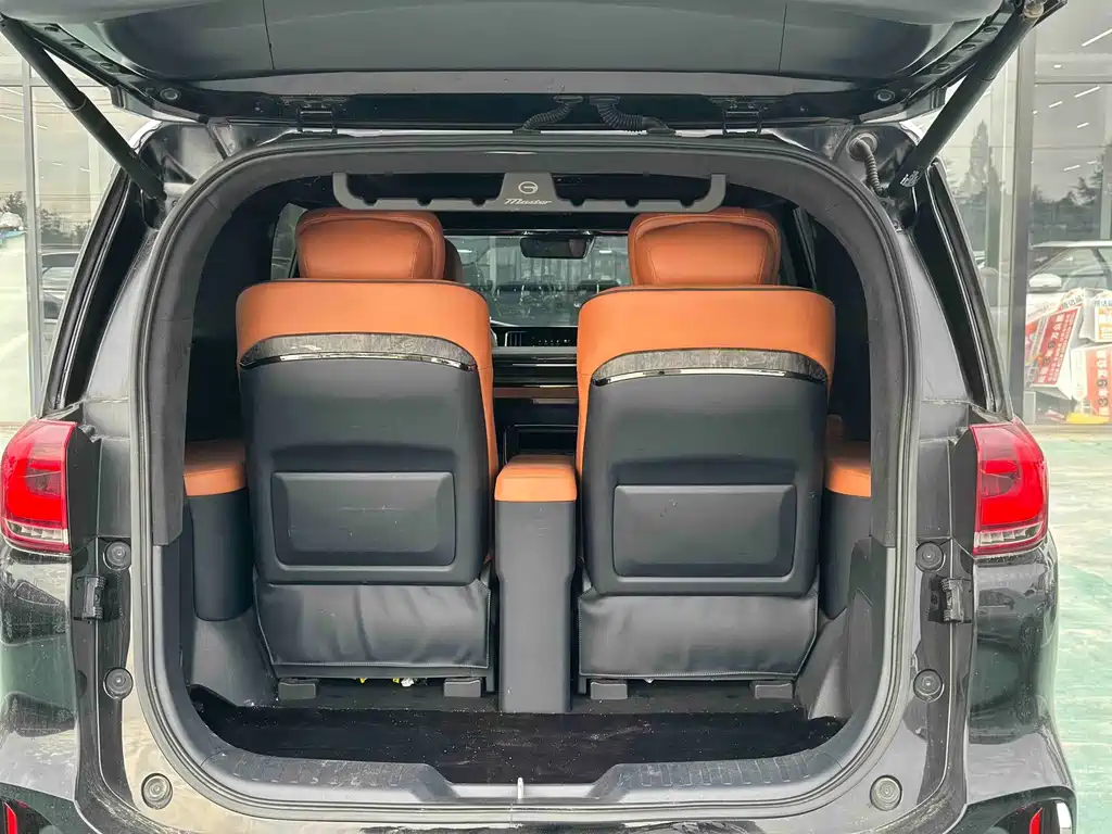 GAC Motor Trumpchi M8 — фото 8