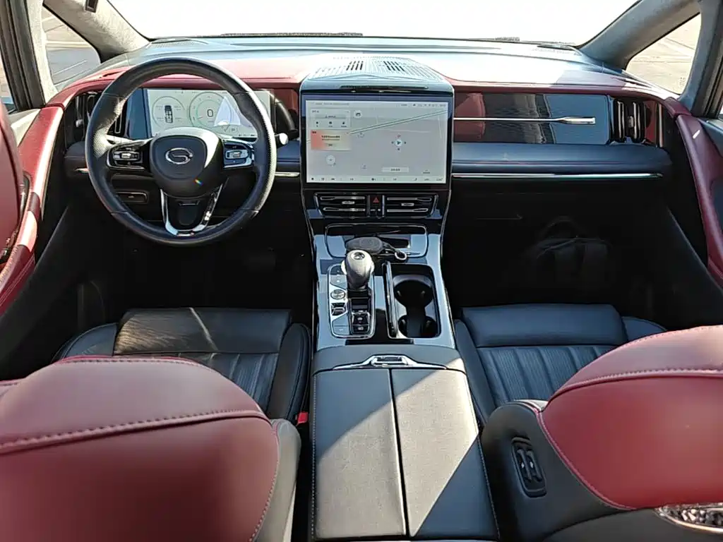 GAC Motor Trumpchi M8 — фото 9