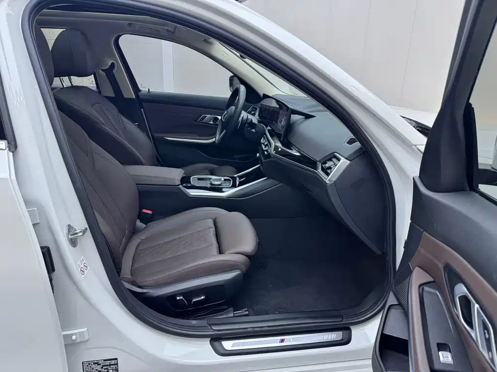 BMW 3 Series — фото 14