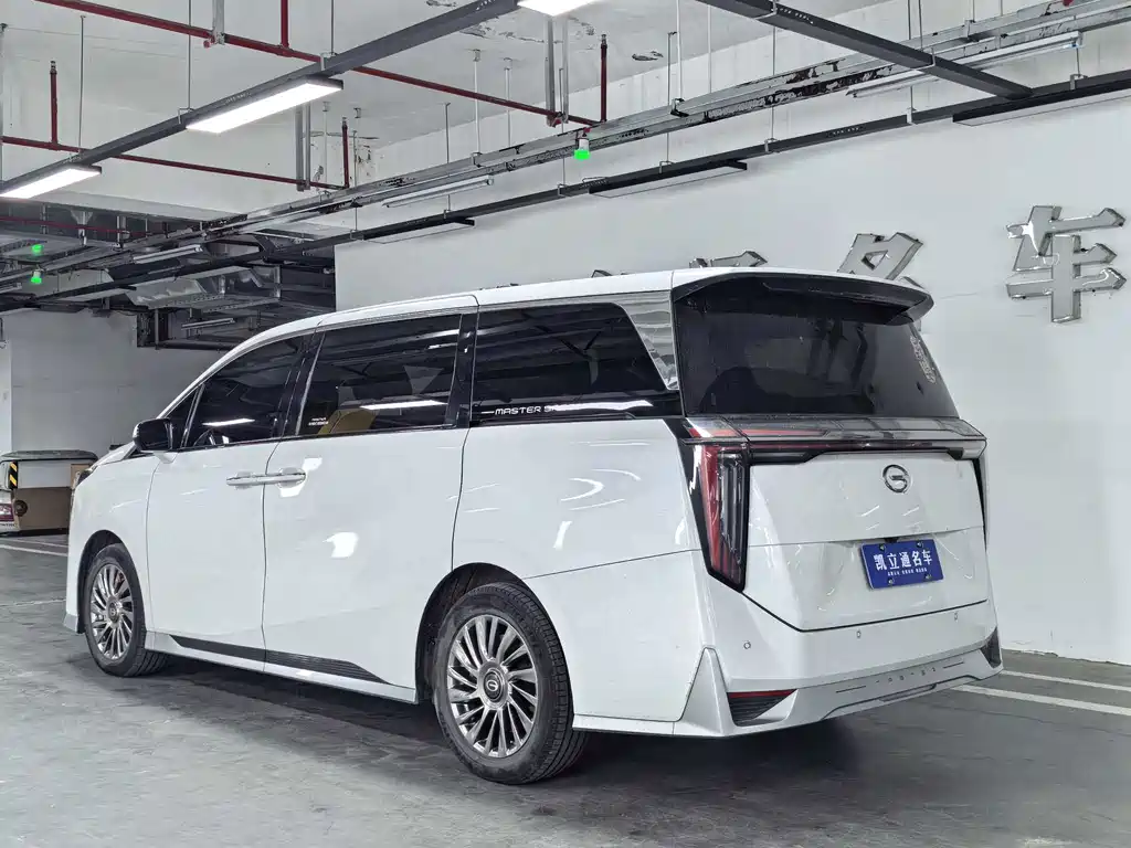 GAC Motor Trumpchi M8 — фото 5