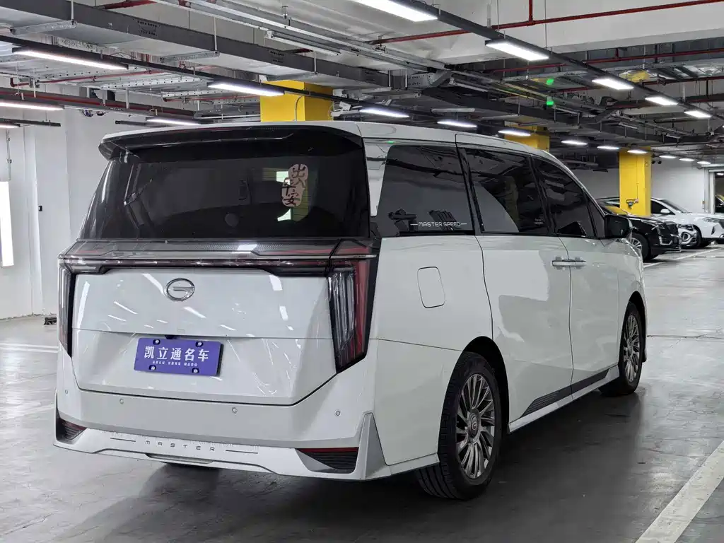 GAC Motor Trumpchi M8 — фото 6