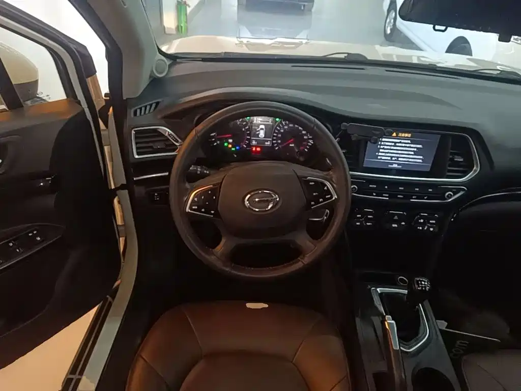 GAC Motor Trumpchi GS4 — фото 10