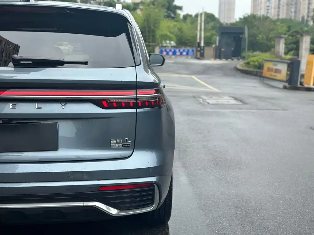 Geely Xingyue L — фото 11