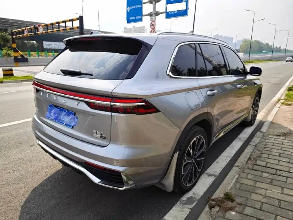 Geely Xingyue L — фото 8