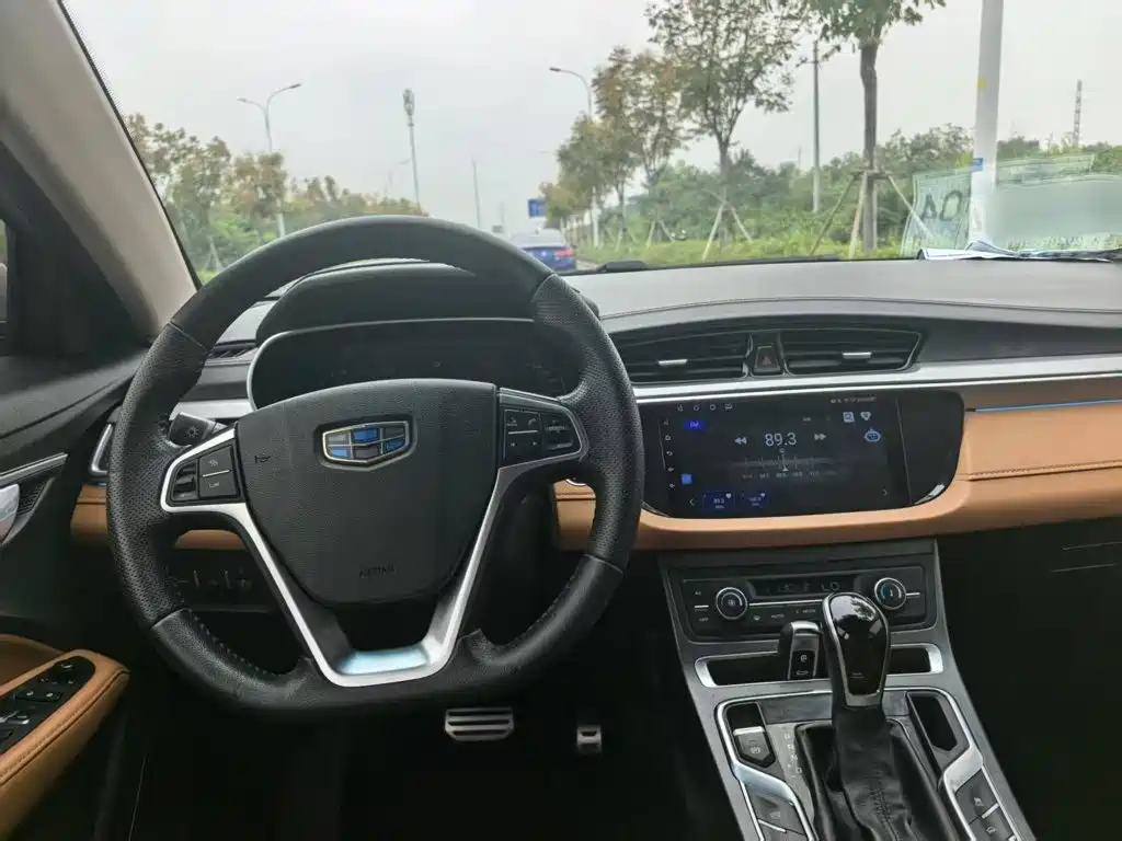 Geely Vision S1 — фото 7