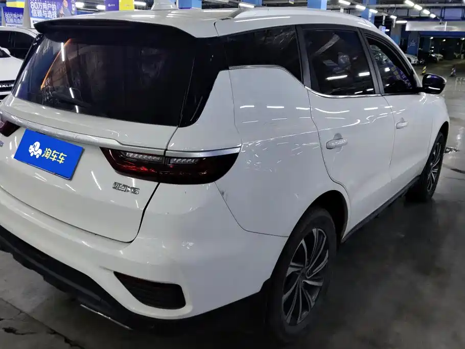 Geely Vision X6 — фото 3