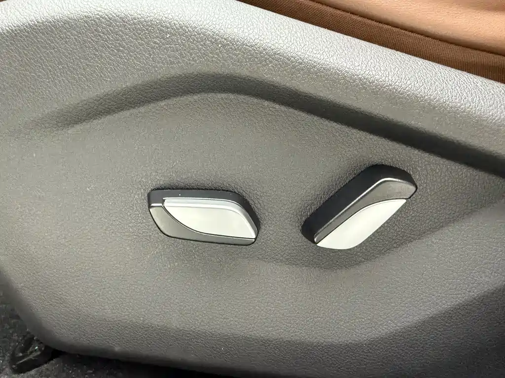 Geely Vision X6 — фото 15