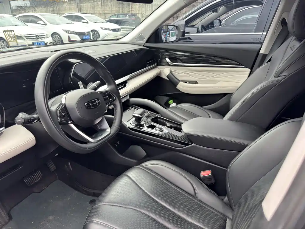 Geely Monjaro — фото 4