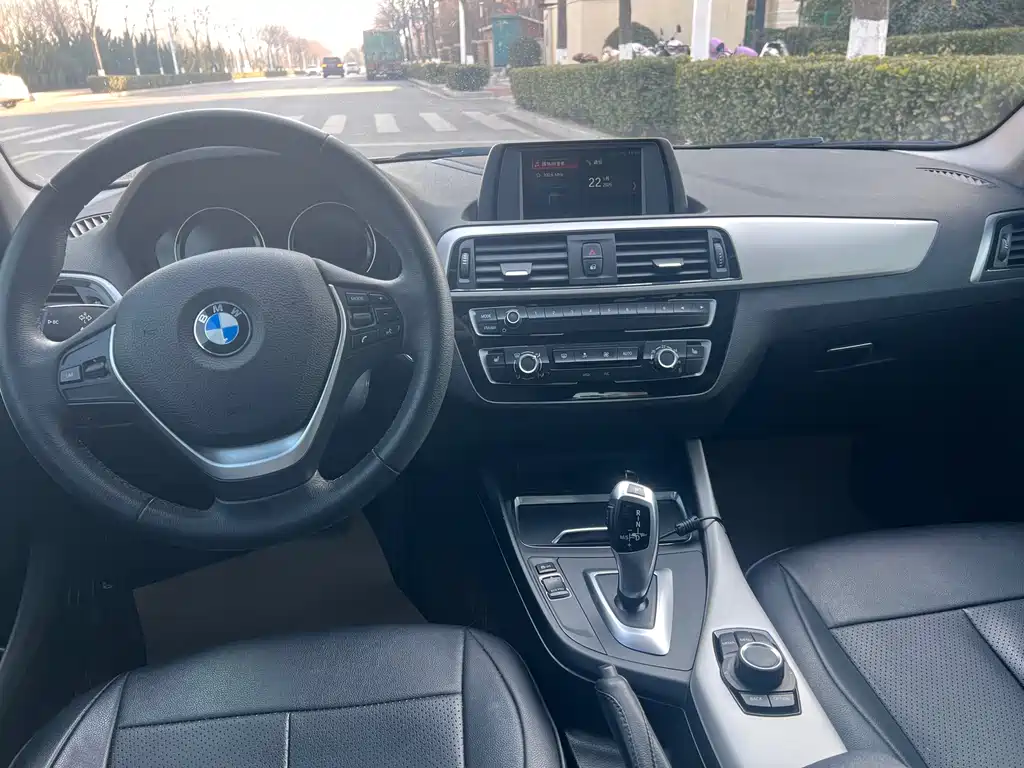BMW 1 Series (Import) — фото 9