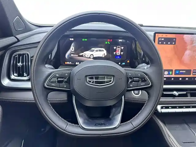 Geely Xingyue L — фото 10