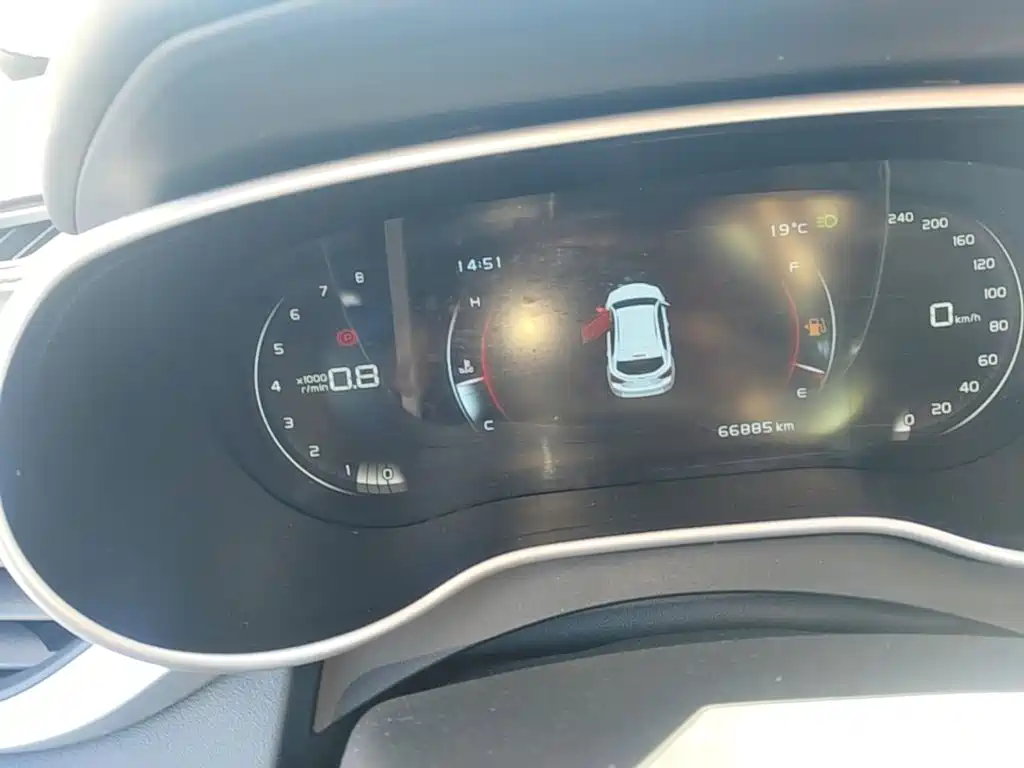 Geely Vision S1 — фото 11