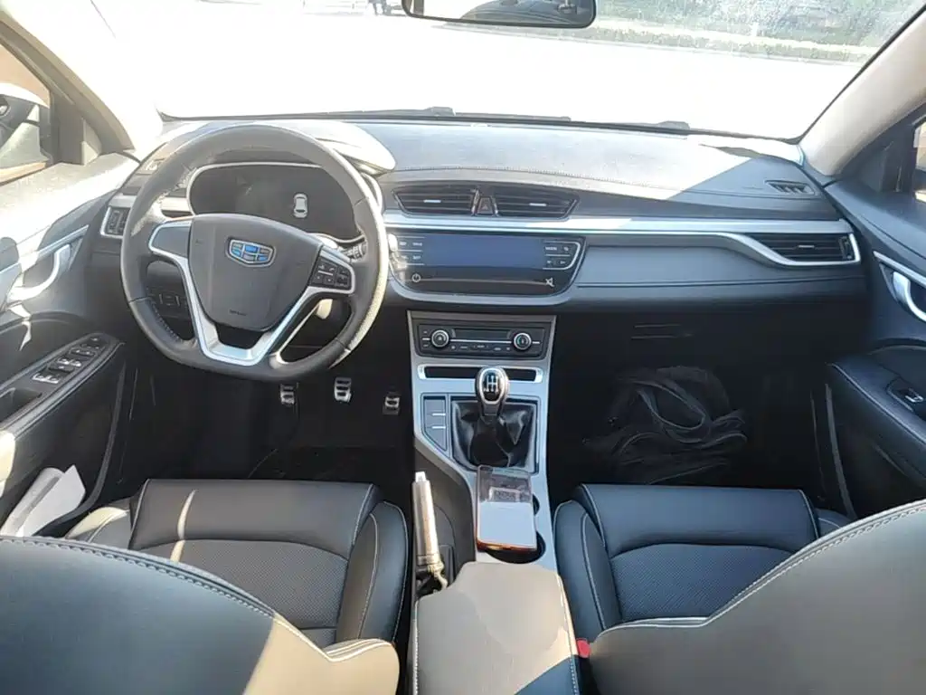 Geely Vision S1 — фото 9