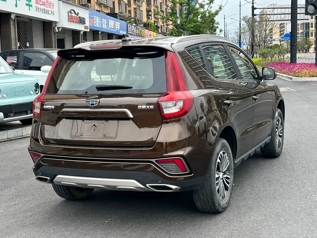Geely Vision X6 — фото 4