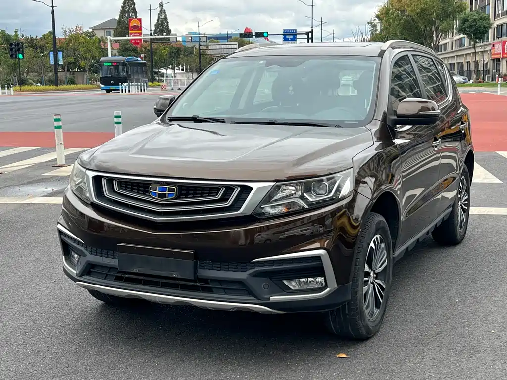 Geely Vision X6 — фото 1