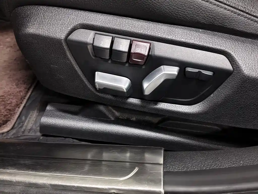 BMW 3 Series — фото 10