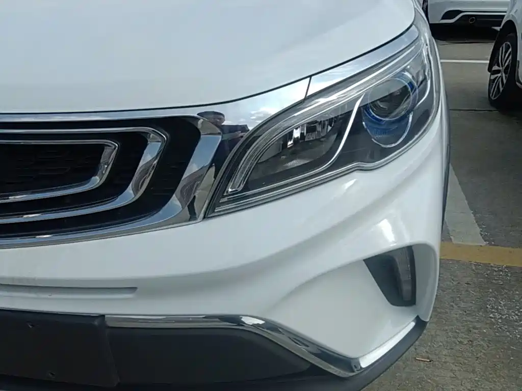 Geely Vision X3 — фото 23