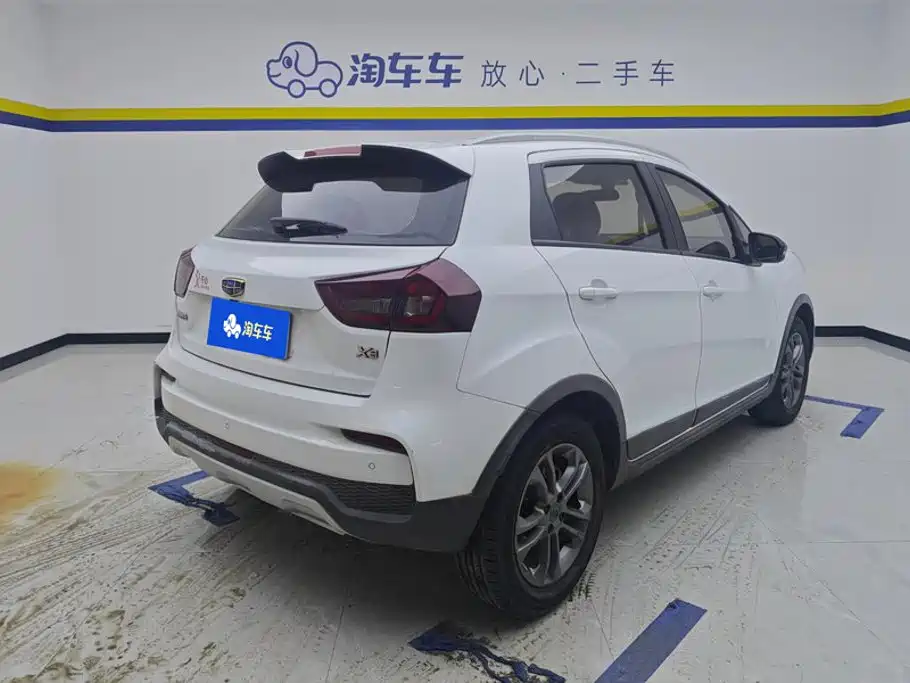 Geely Vision X3 — фото 3