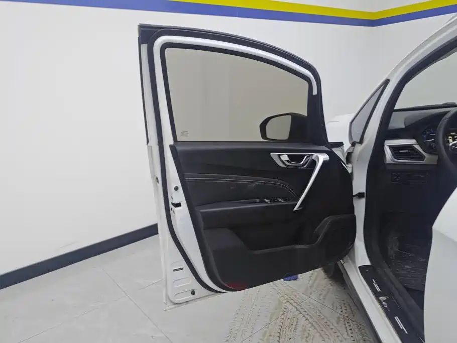 Geely Vision X3 — фото 7
