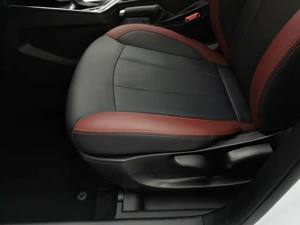 Geely Vision X3 — фото 20