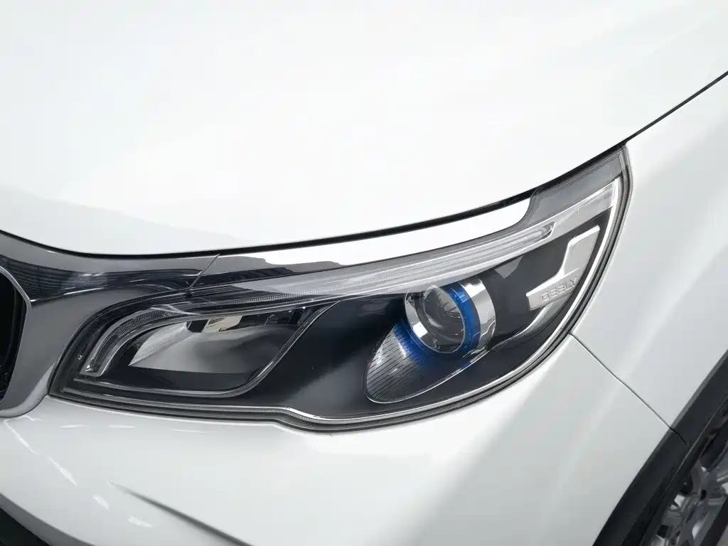 Geely Vision X3 — фото 7