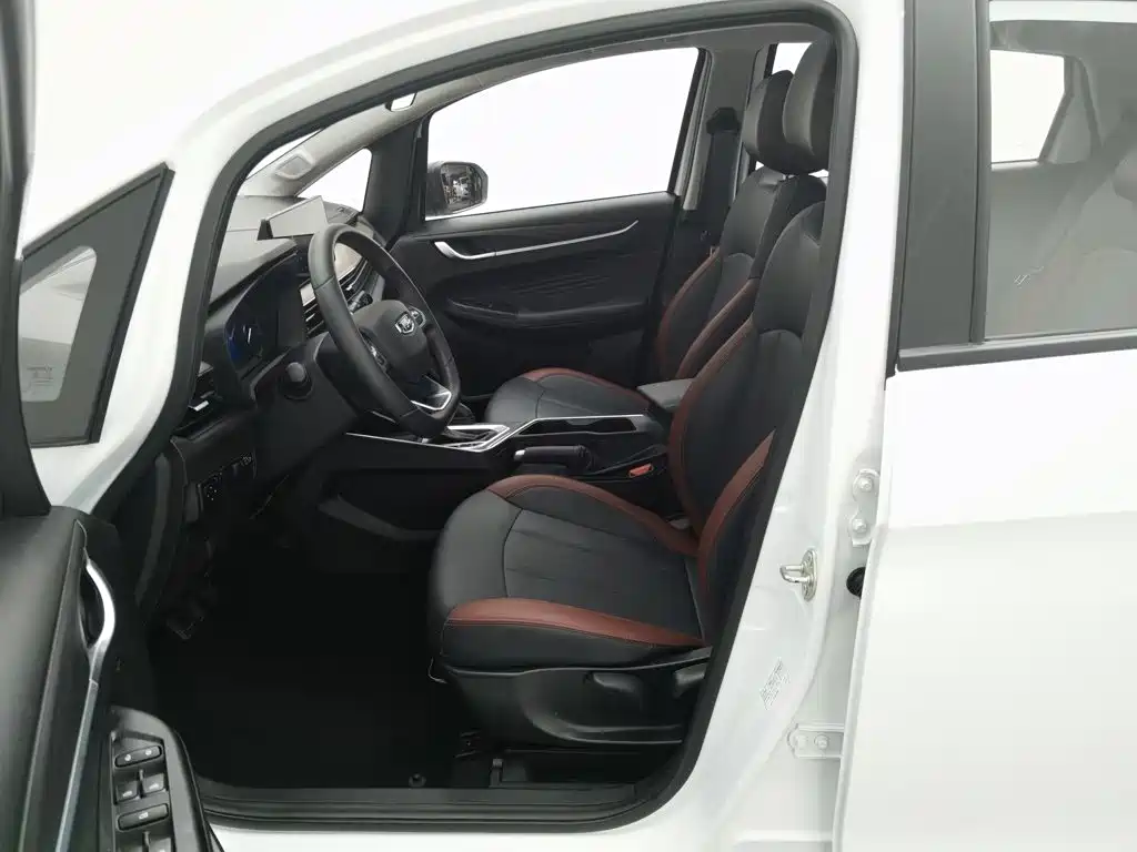 Geely Vision X3 — фото 10
