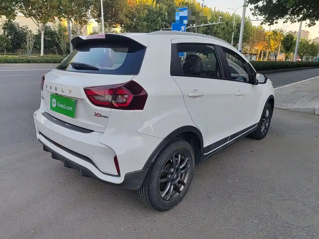 Geely Vision X3 — фото 6
