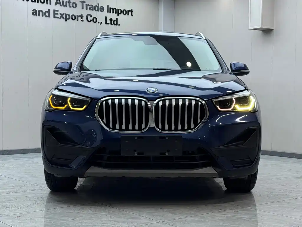 BMW X1 — фото 2