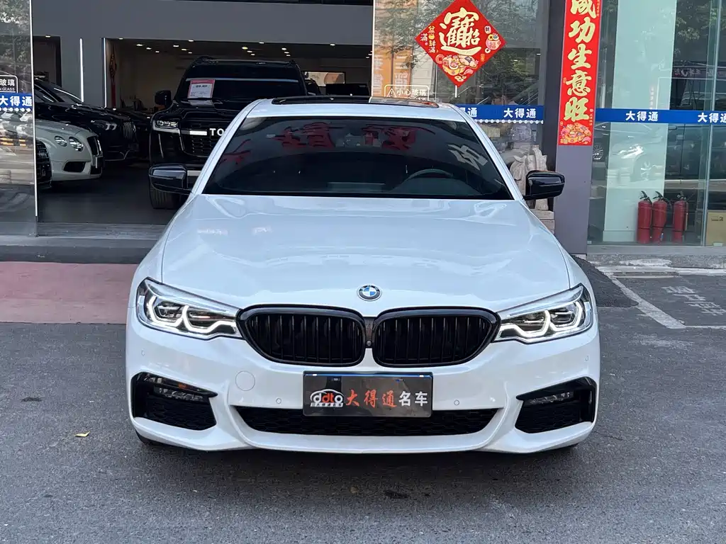 BMW 5 Series — фото 2