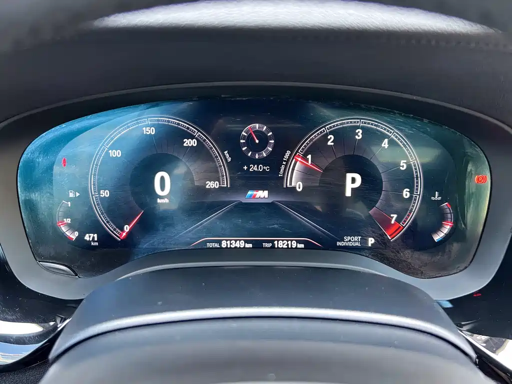 BMW 5 Series — фото 14