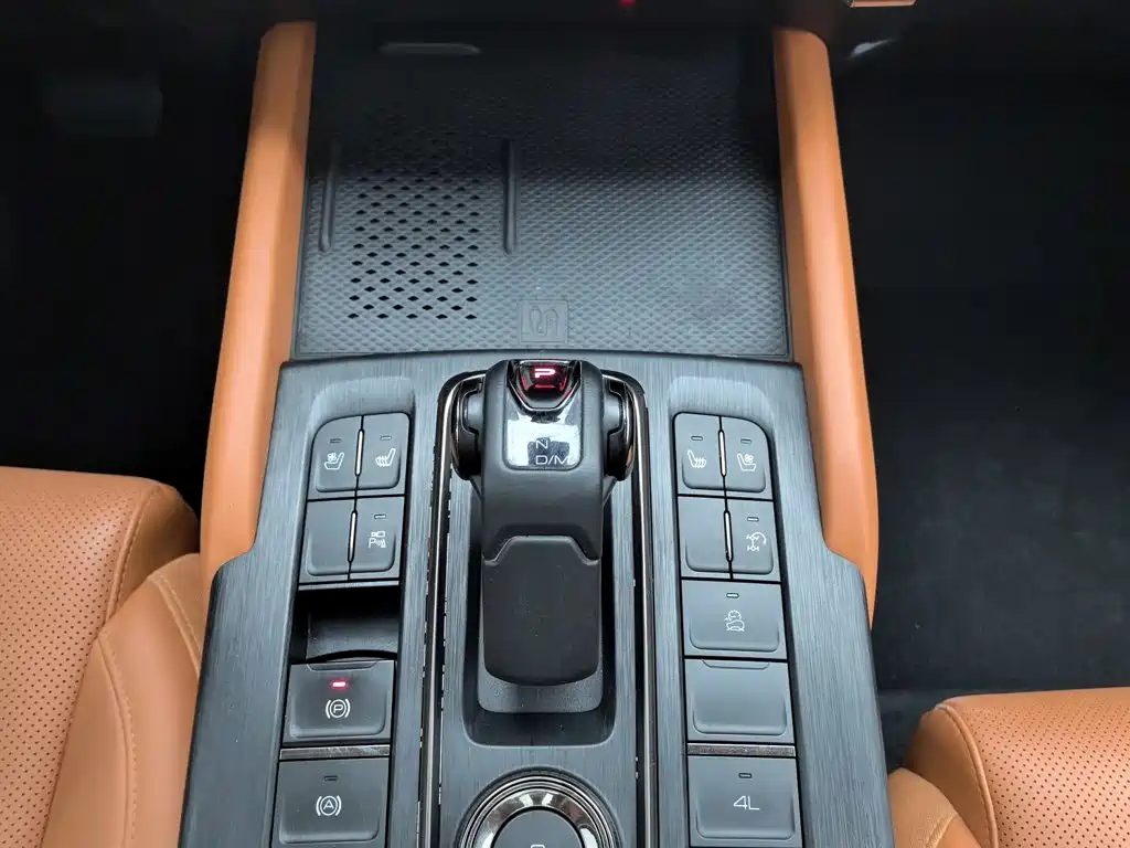 Haval H9 — фото 13