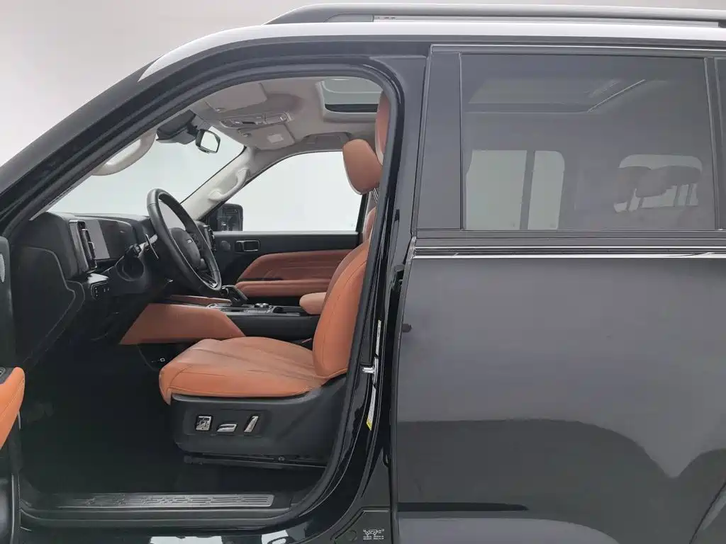 Haval H9 — фото 10