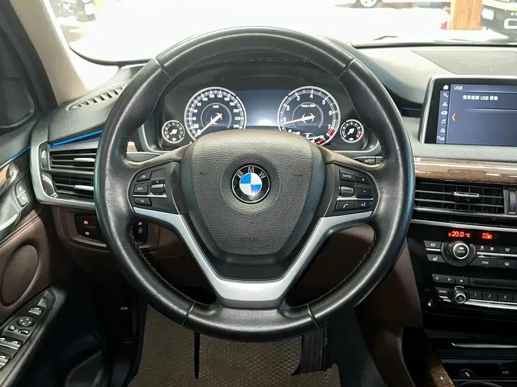 BMW X5 (Import) — фото 7