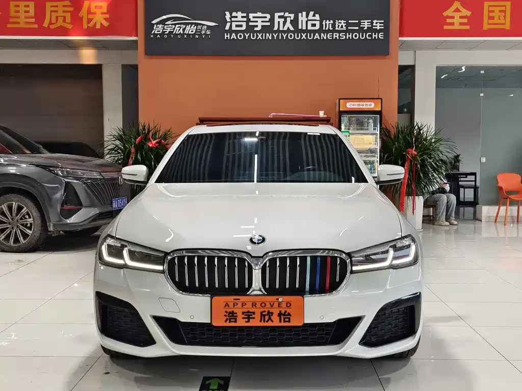 BMW 5 Series — фото 2