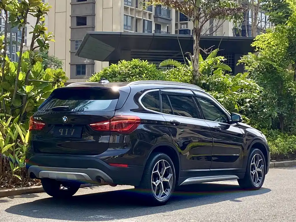 BMW X1 — фото 18