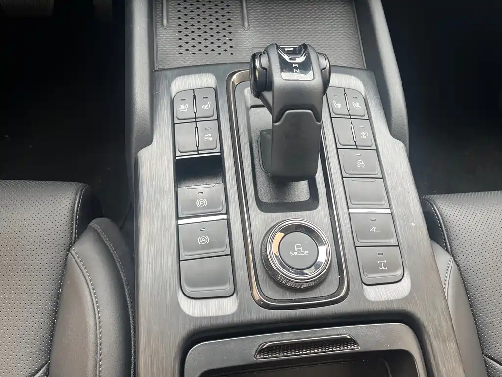 Haval H9 — фото 11