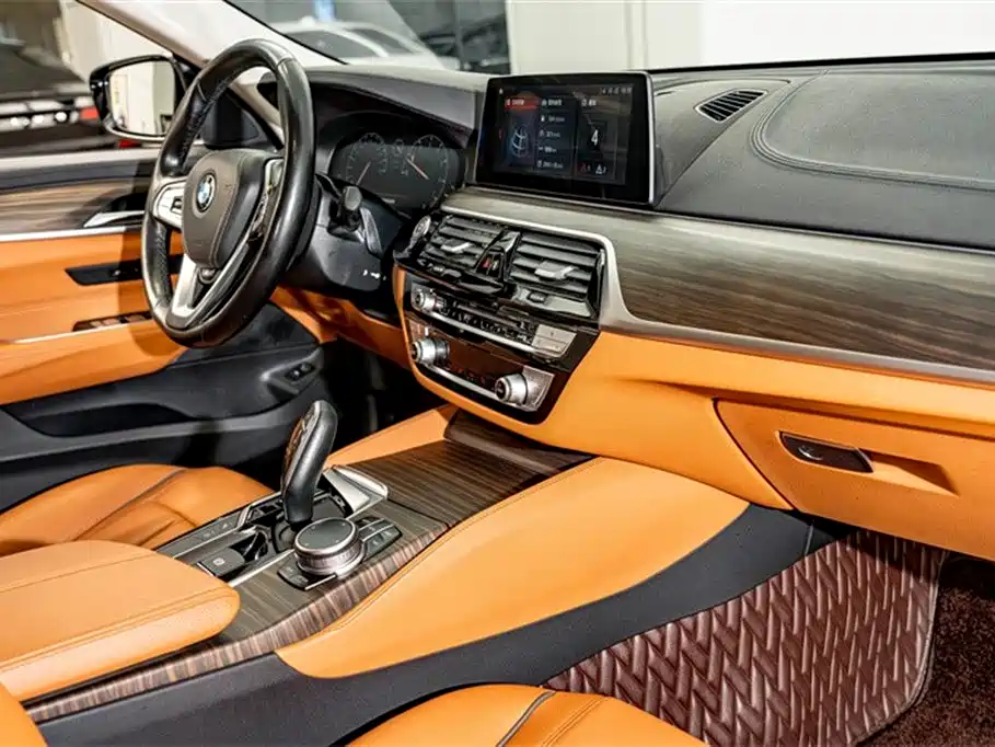 BMW 6 Series GT — фото 18