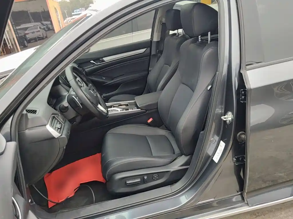 Honda Accord — фото 14