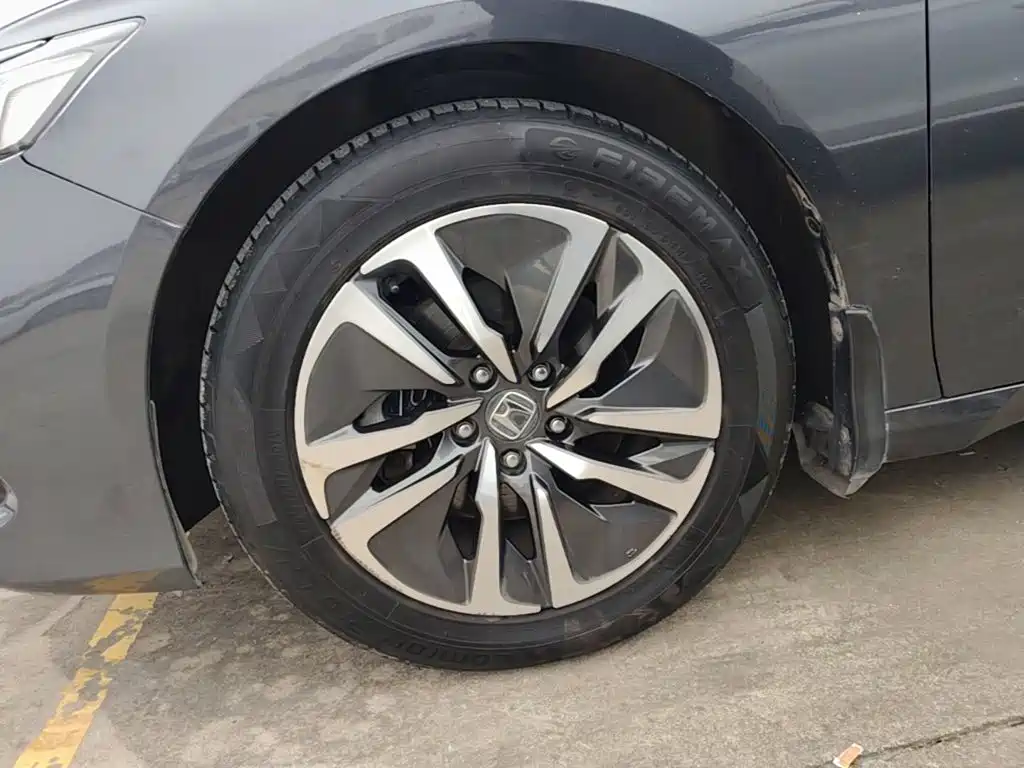 Honda Accord — фото 22