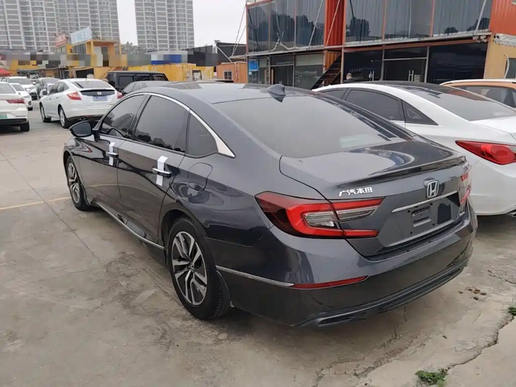 Honda Accord — фото 4