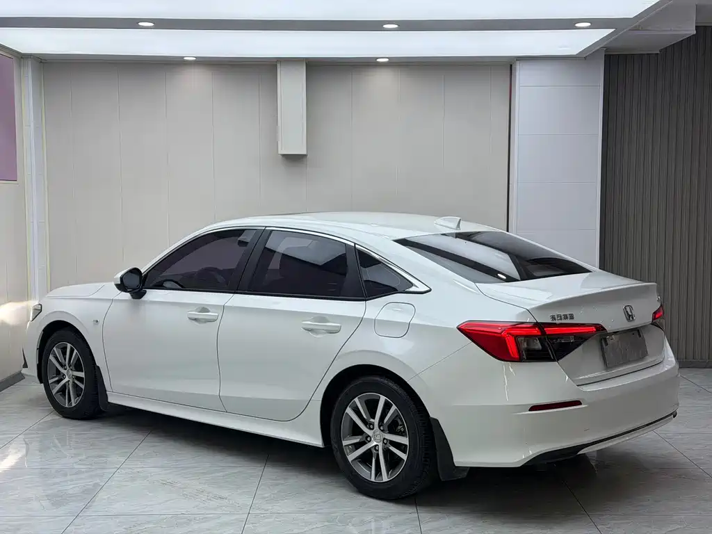 Honda Civic — фото 6