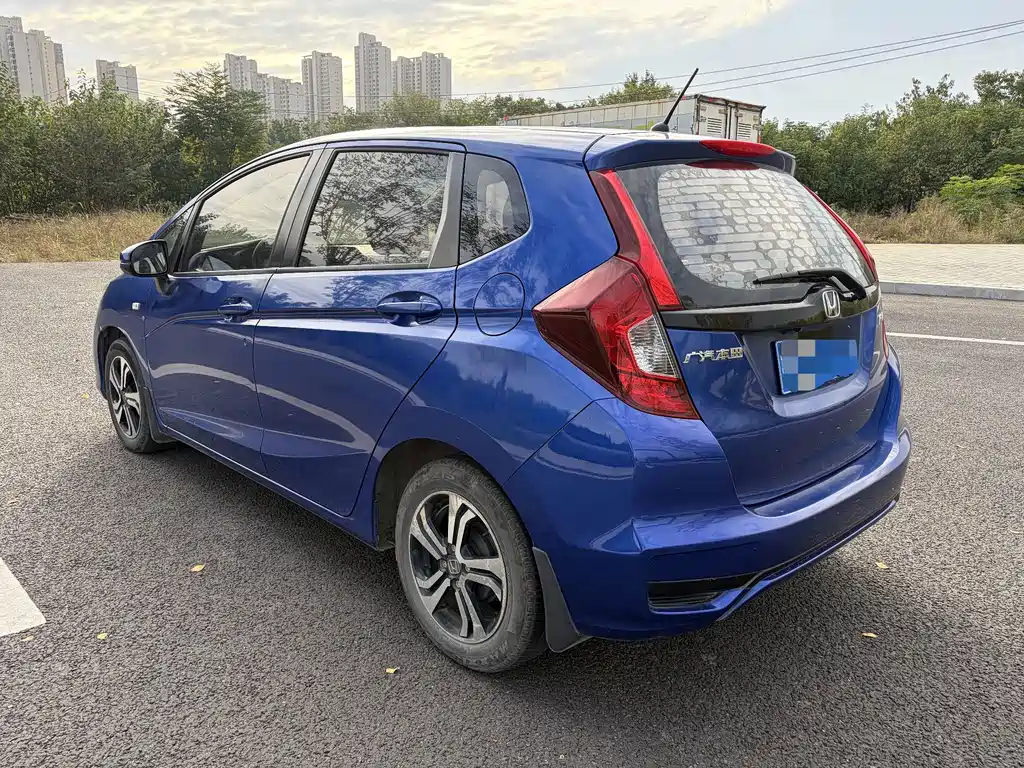 Honda Fit — фото 6