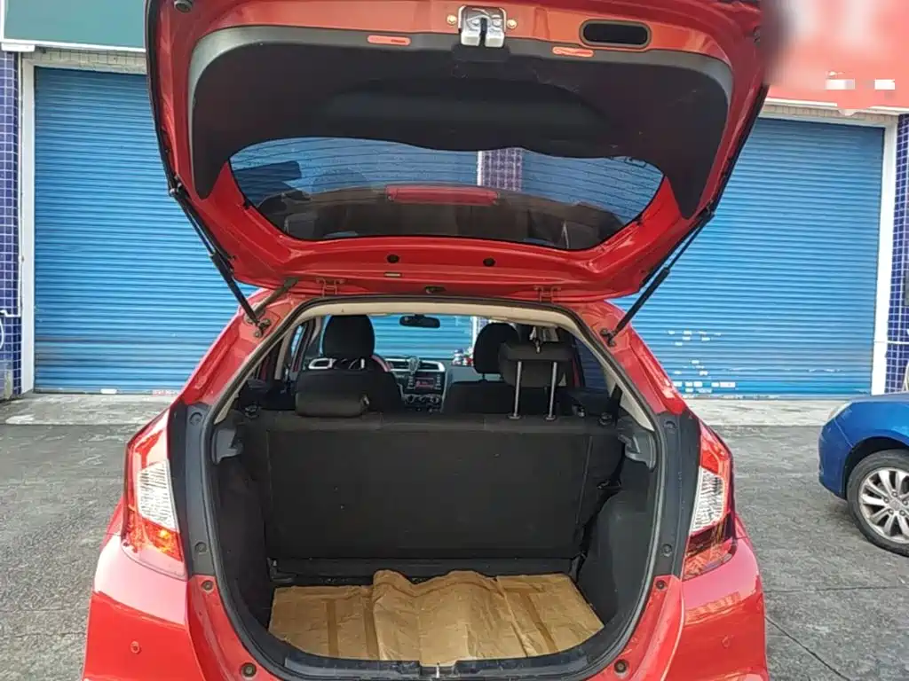 Honda Fit — фото 18