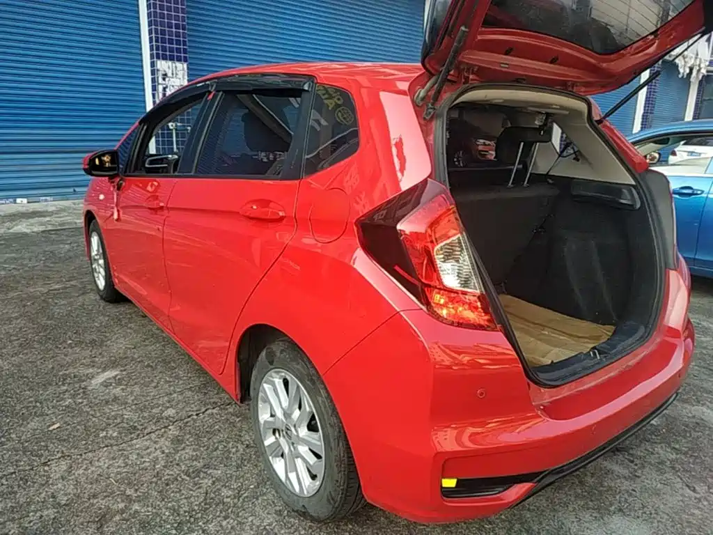 Honda Fit — фото 4