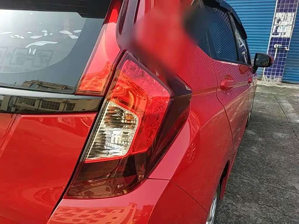 Honda Fit — фото 7