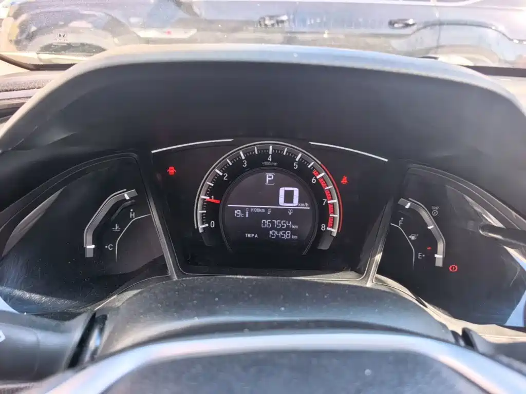 Honda Civic — фото 11
