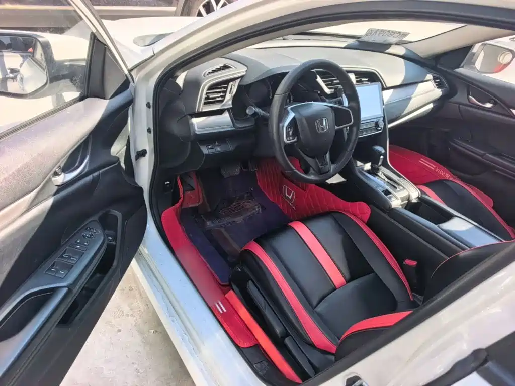 Honda Civic — фото 15